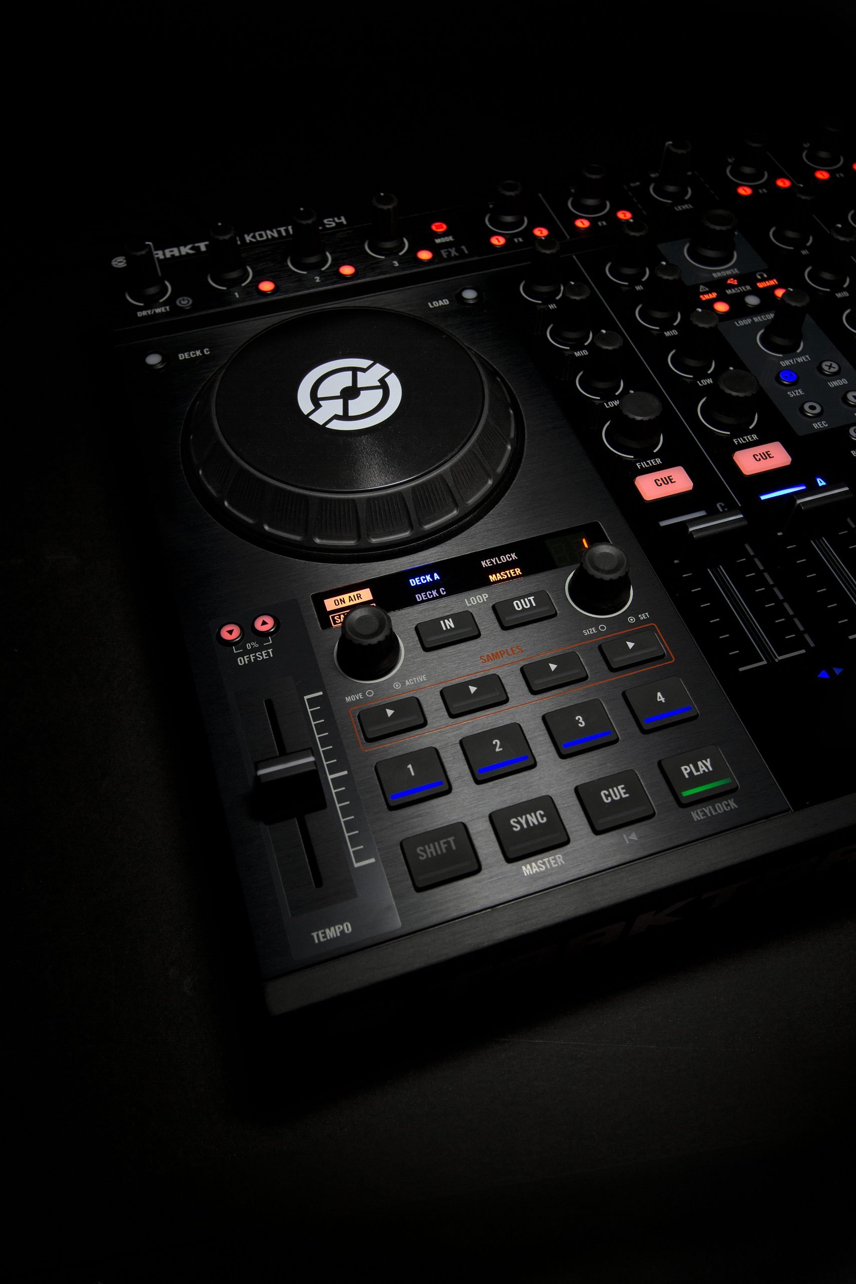 DJ Gear From Yesteryear — The Traktor Kontrol S4