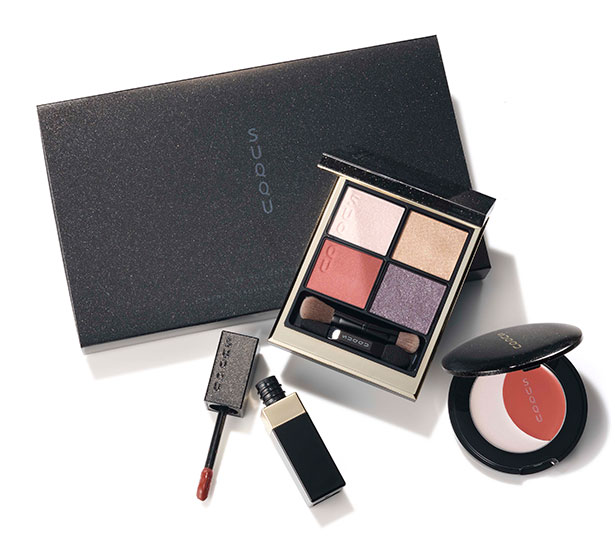 クリスマスコフレ2021】〝SUQQU〟のホリデー限定メイクアップキットは