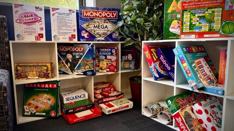 Board Games Corner - Center for Languages and Cultures