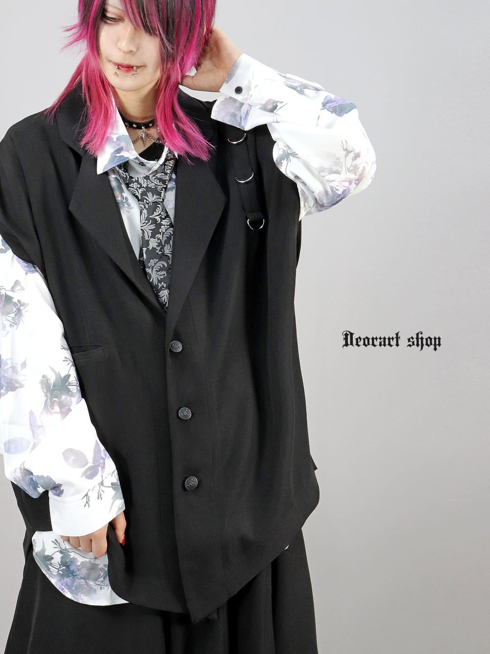 BY7056 ルーズシルエット・ダークカラー ローズ柄 総柄 シャツ[dark