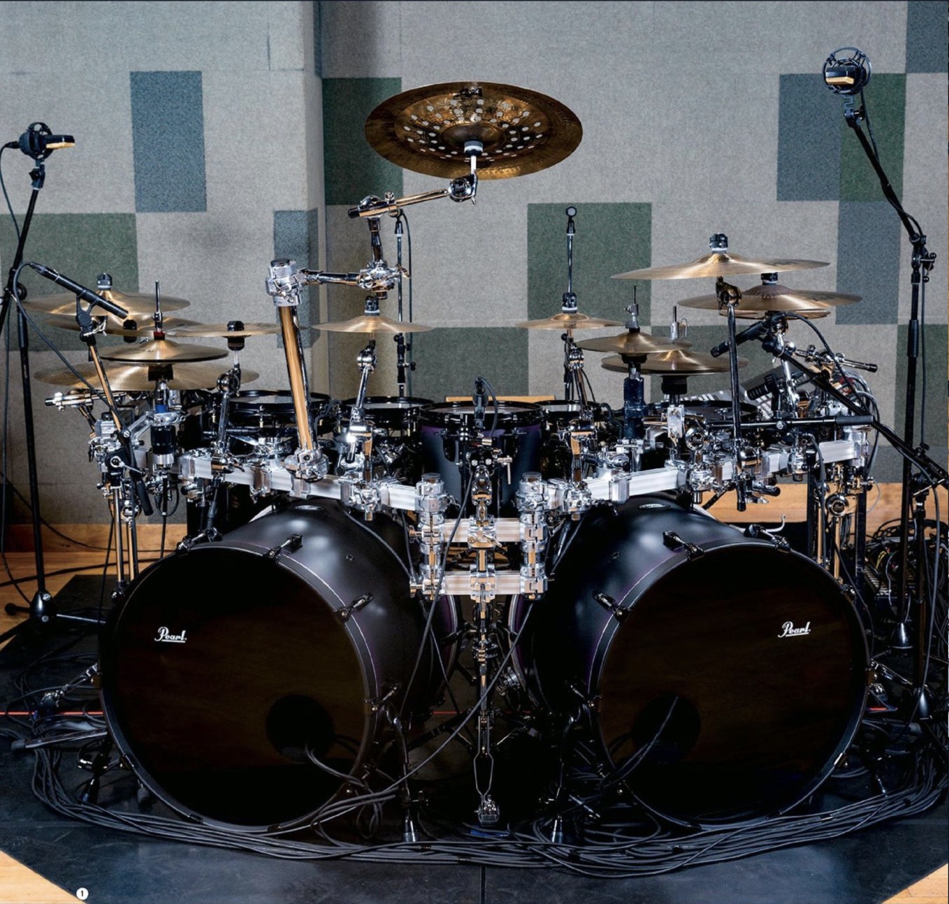 通常販売開始】yukihiroの愛器を落とし込んだ“セット図”Tシャツが発売