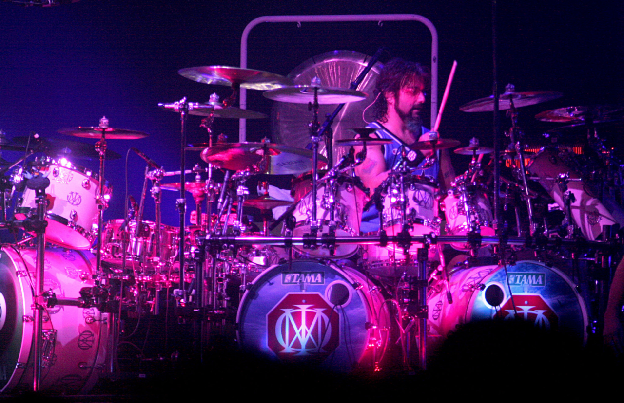 ドリーム・シアターにマイク・ポートノイが電撃復帰！ | ドラマガWeb