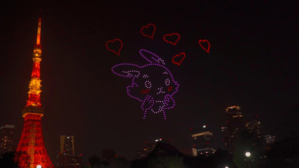 SkyDrive、RED MAKER社の「RED° DRONES」ドローンショーを4/19に実施