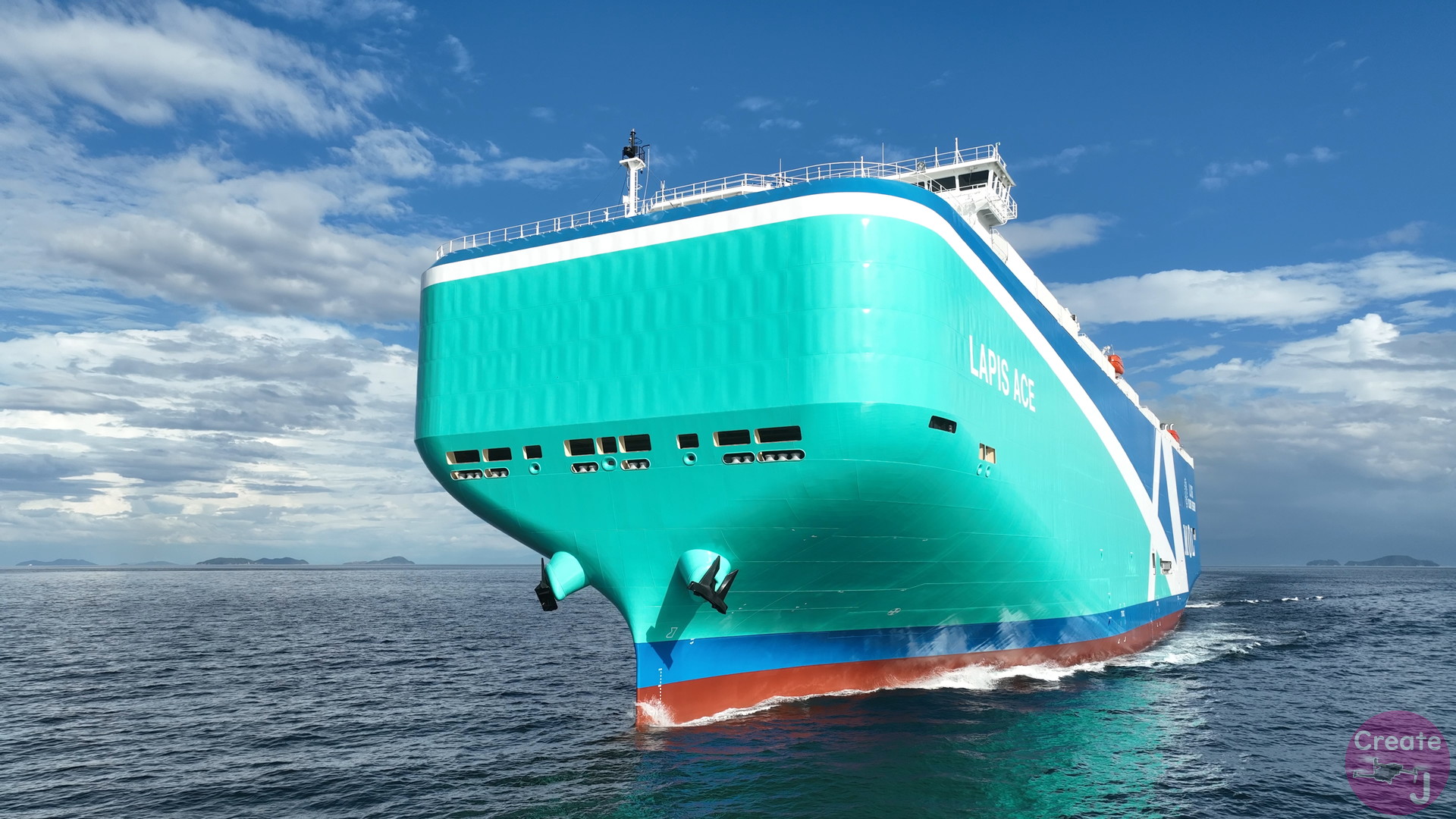 海上試運転「 LAPIS ACE 」商船三井の自動車運搬船 多度津造船建造中