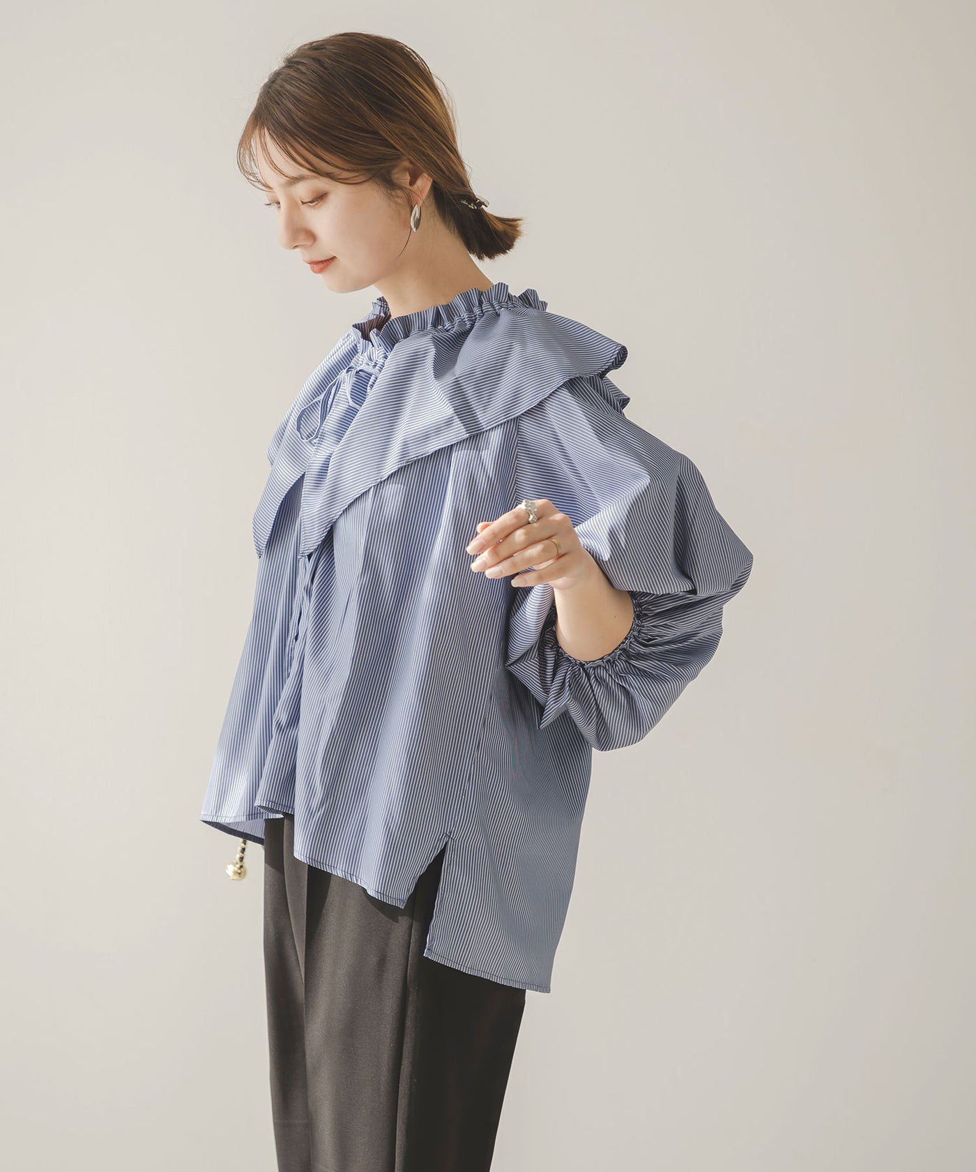 yori☆2025ss フリルストライプシャツ36 yori☆2025ss フリル