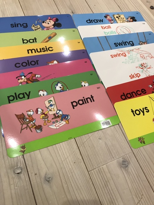 CAP応募に必須のトークアロングカード - とにかくハッピー！姉妹の