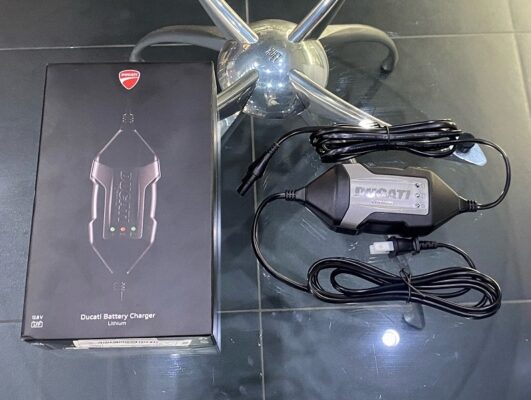 バッテリーチャージャーが入荷致しました！ – Ducati Saitama
