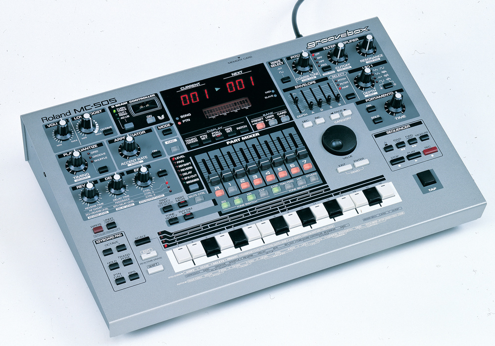 Roland MC505