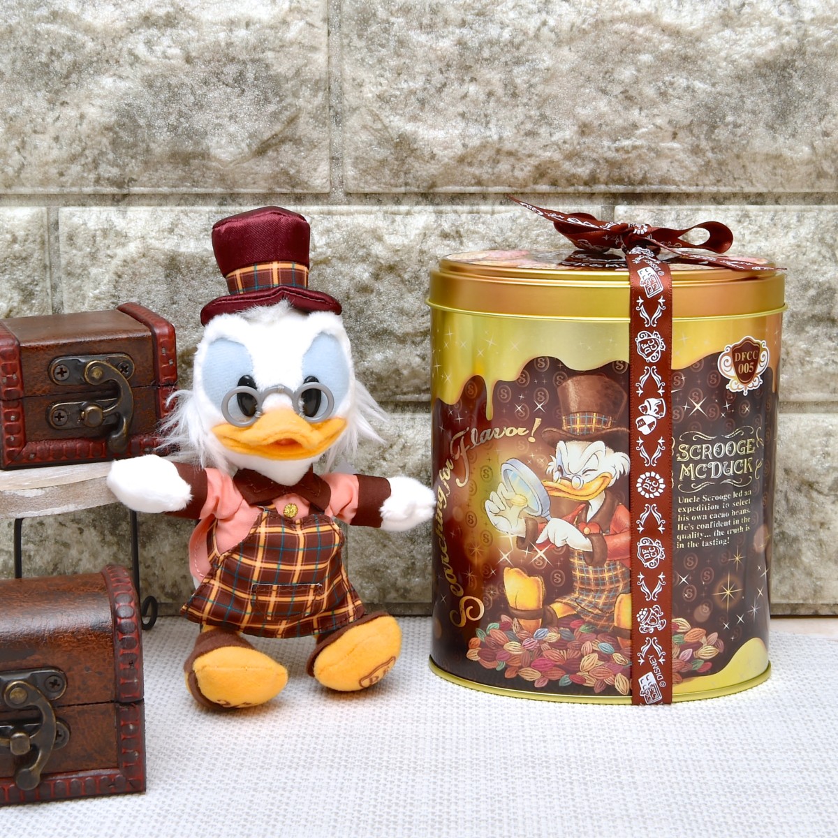 スクルージのぬいぐるみバッジ&デザイン缶！東京ディズニーランド35