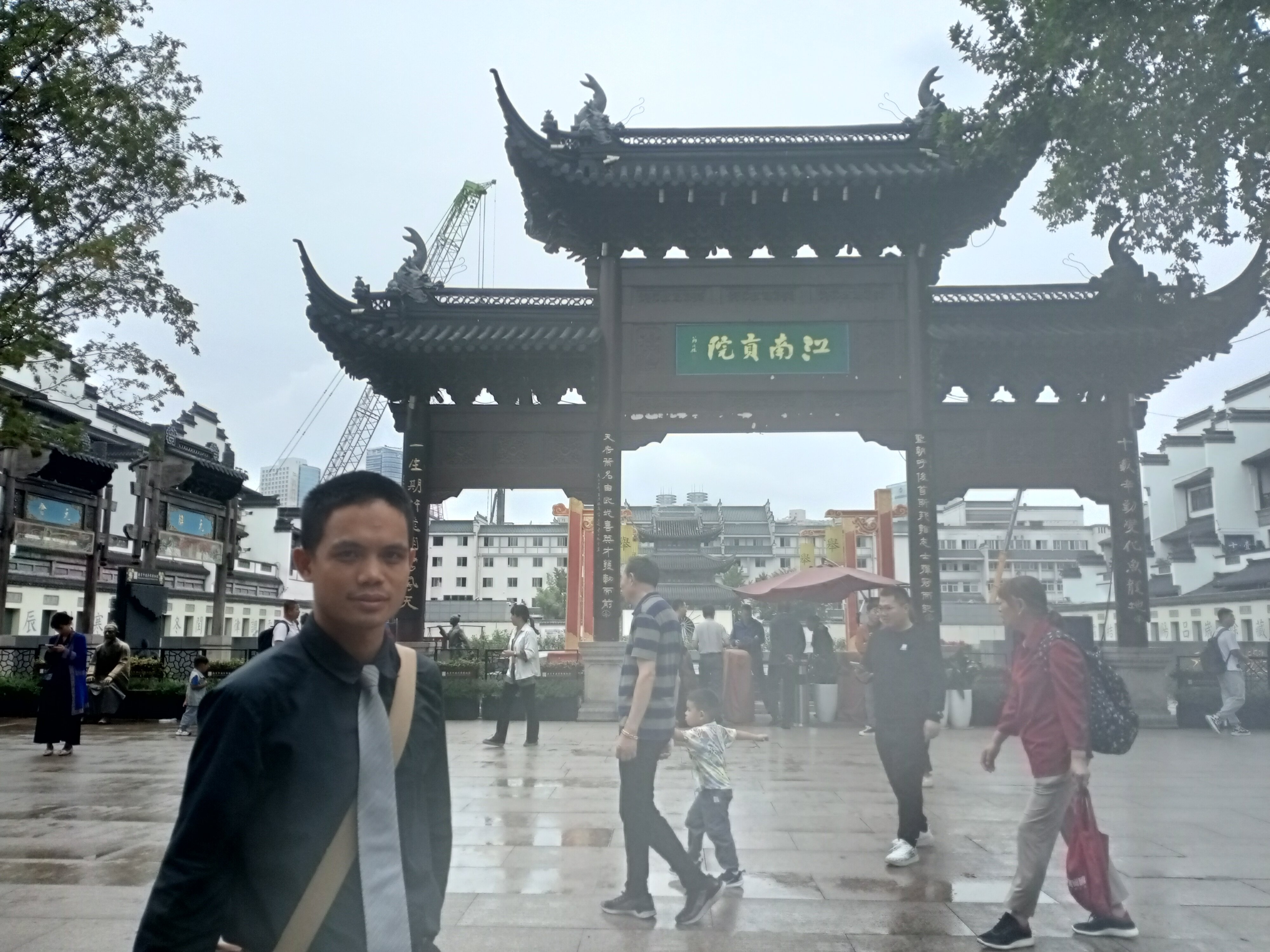 caption.jpg?w=1200&h=1200&s=1