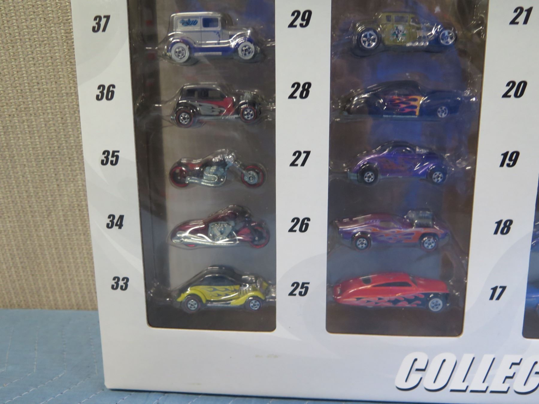 Hot Wheels Collector Top 40 Since '68 Set in Box