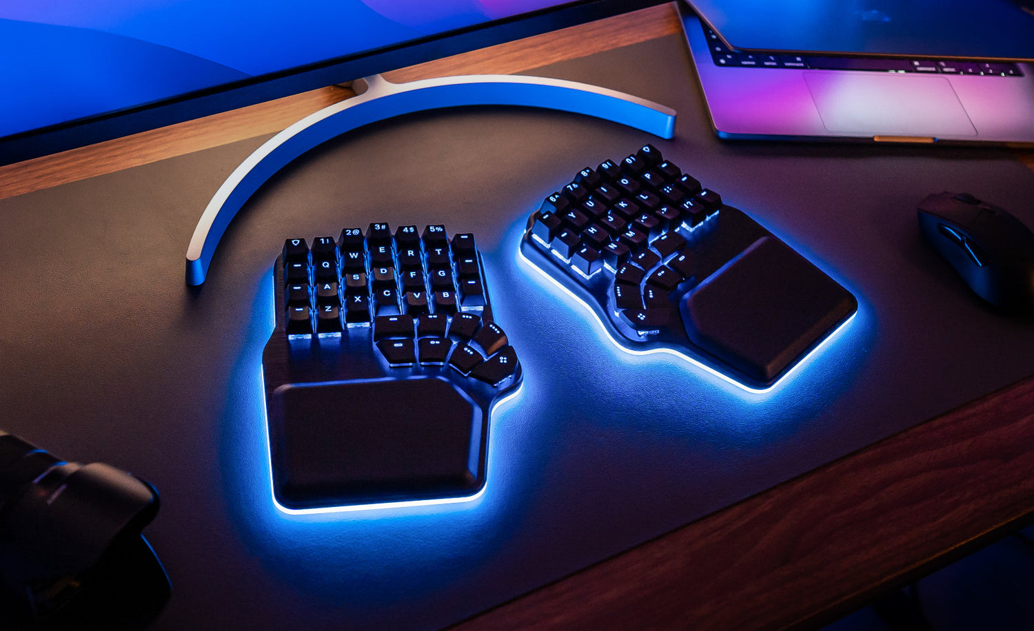 Dygma Defy wireless ergonomic keyboard