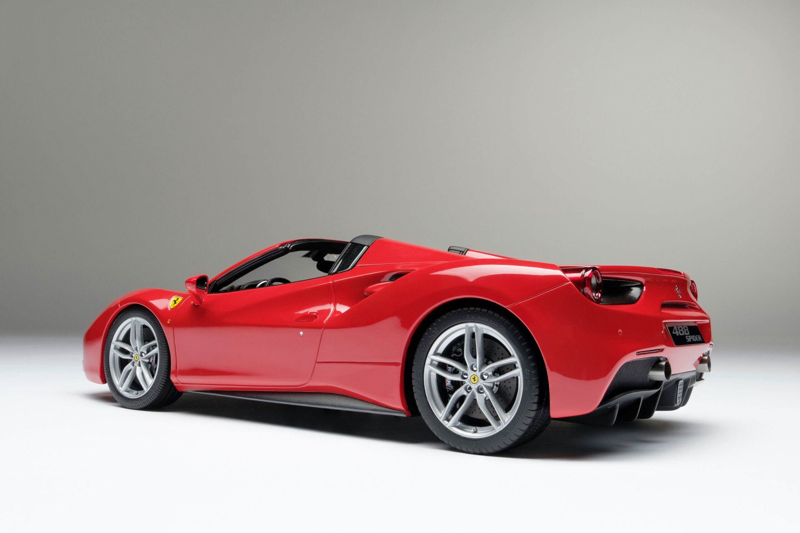 Ferrari 488 Spider スケールモデル Ferrari 488 Spider Car Model - Shop