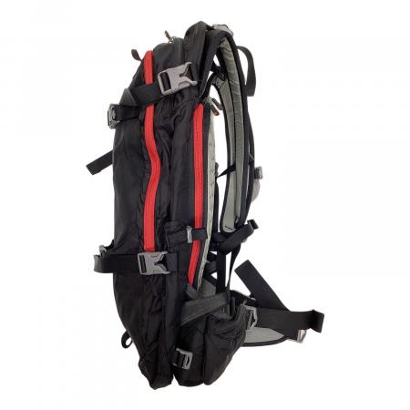 THE NORTH FACE (ザ ノース フェイス) バックパック 28L ブラック