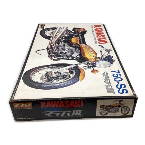 ナガノ プラモデル オートバイ ※箱ダメージ有 KAWASAKI 1/8 スケール
