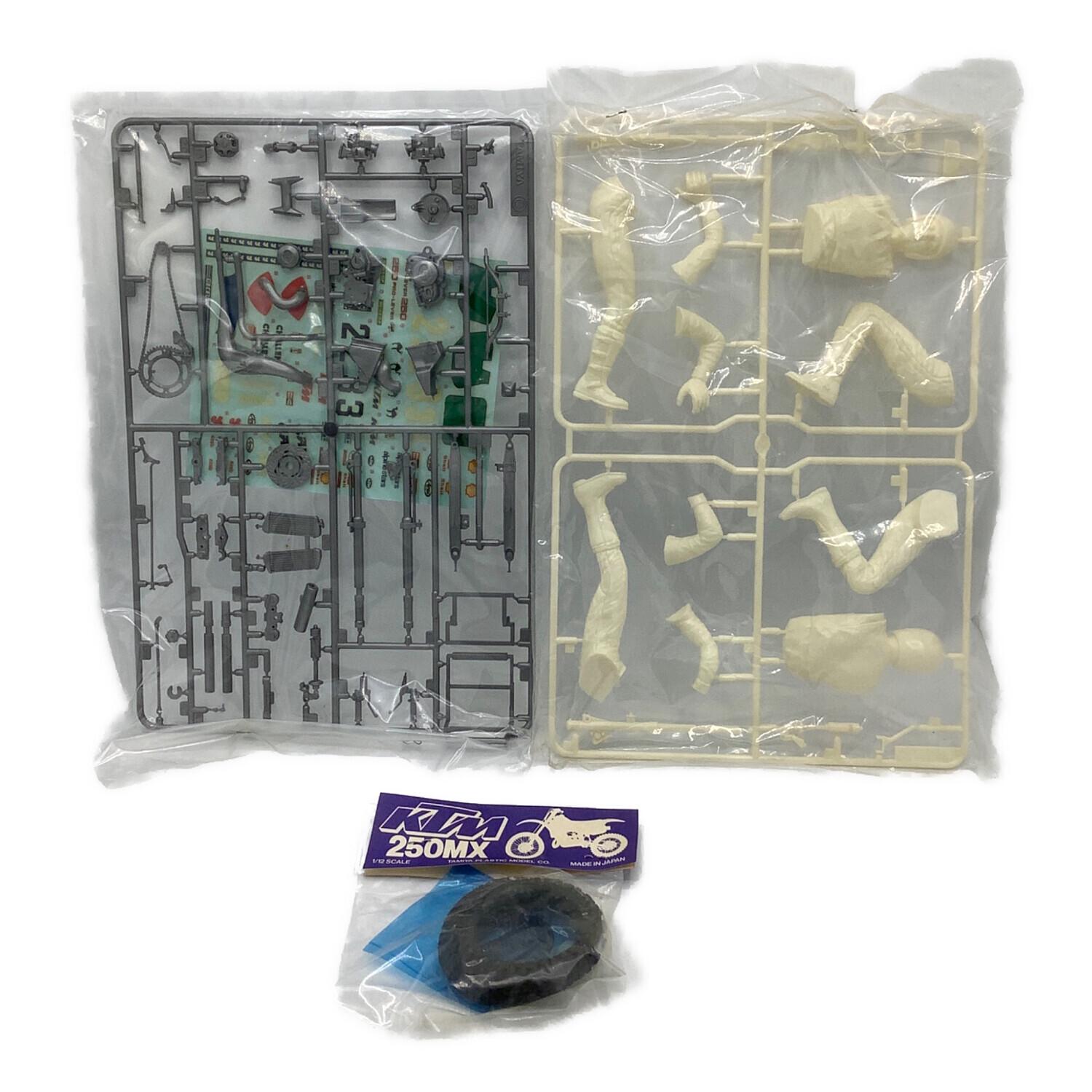TAMIYA (タミヤ) プラモデル KTM250MX ライダーフィギュア付き 1/12