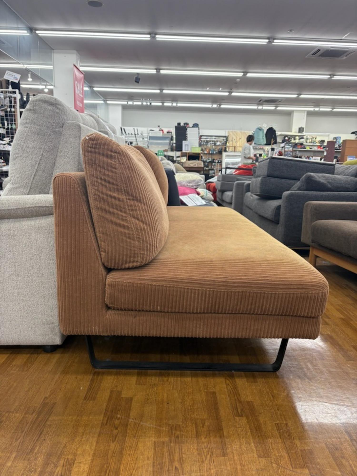 UNICO (ウニコ) アームレスソファ カーキ 3人掛け ファブリック GRIFU