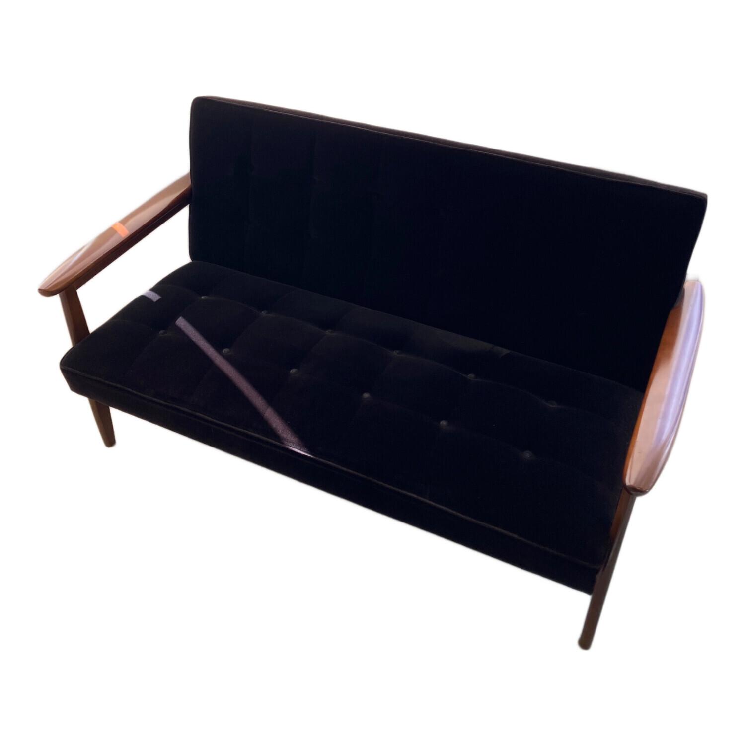 カリモク60 (カリモクロクマル) Kチェア 366 スタンダードブラック