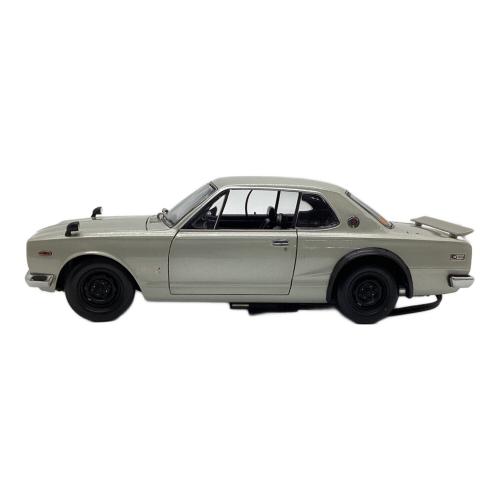 京商（キョウショウ）ミニカー 昭和の名車 愛のスカイライン 1/18