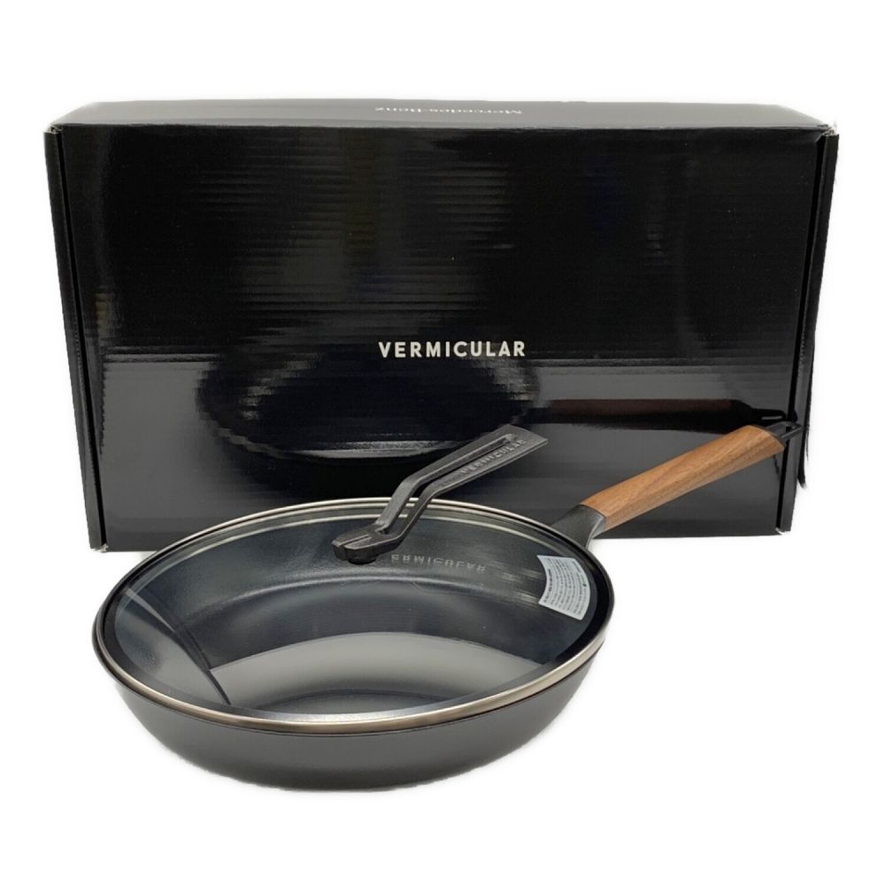 VERMICULAR (バーミキュラ) ホーローフライパン&蓋セット Mercedes