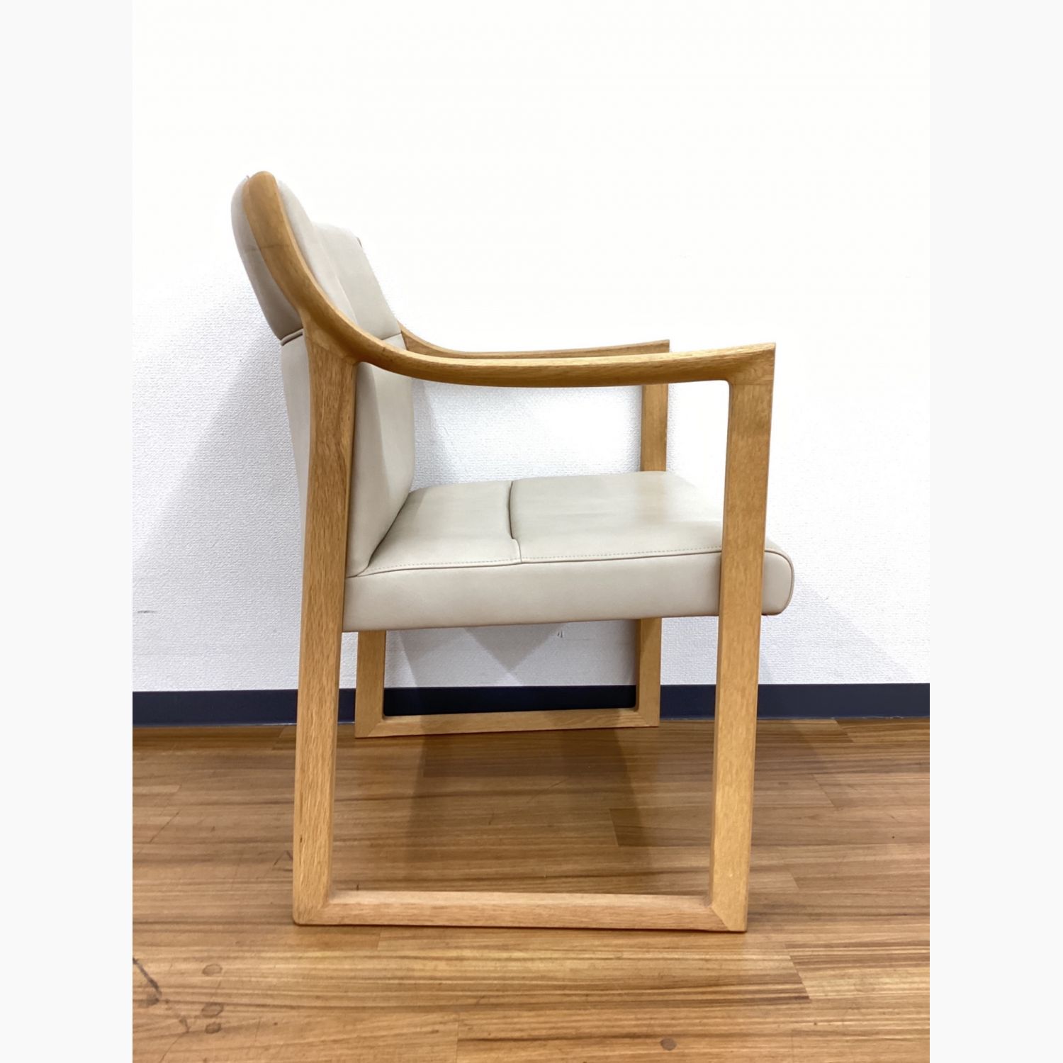 karimoku (カリモク) ダイニングチェアー 肘掛椅子 WU5300E343