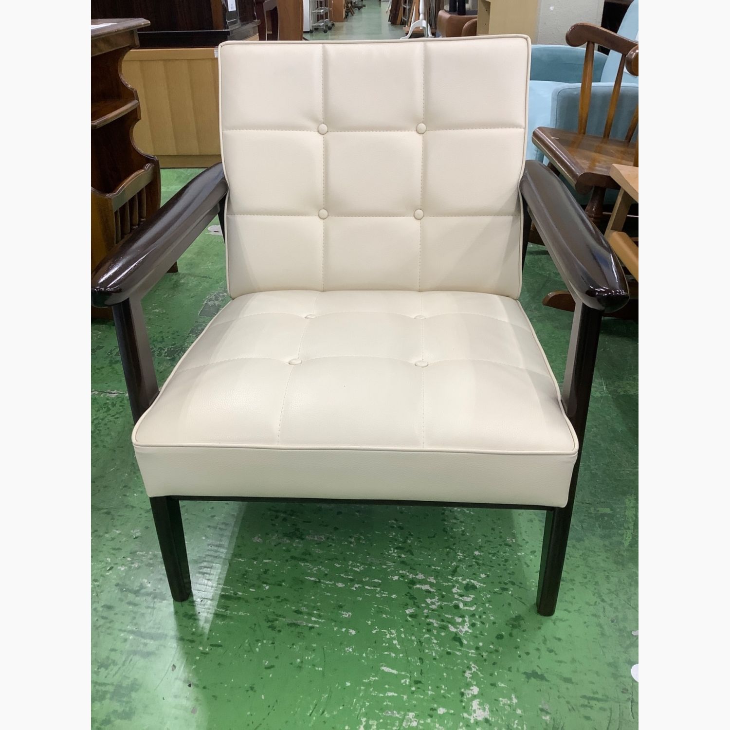 カリモク 椅子 ホワイト カリモク デスクチェア 白（アイボリー