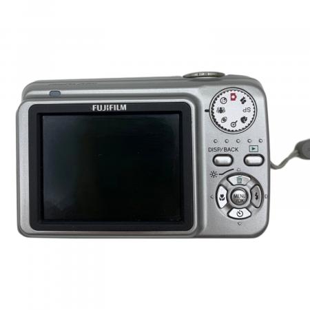FUJIFILM (フジフィルム) コンパクトデジタルカメラ FinePix A800 830