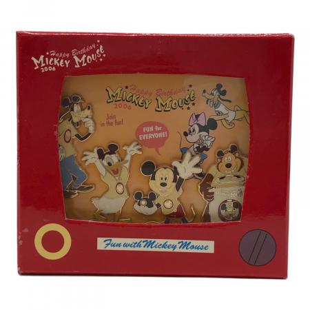 Disney STORE (ディズニーストア) ピンバッジ ミッキーマウス