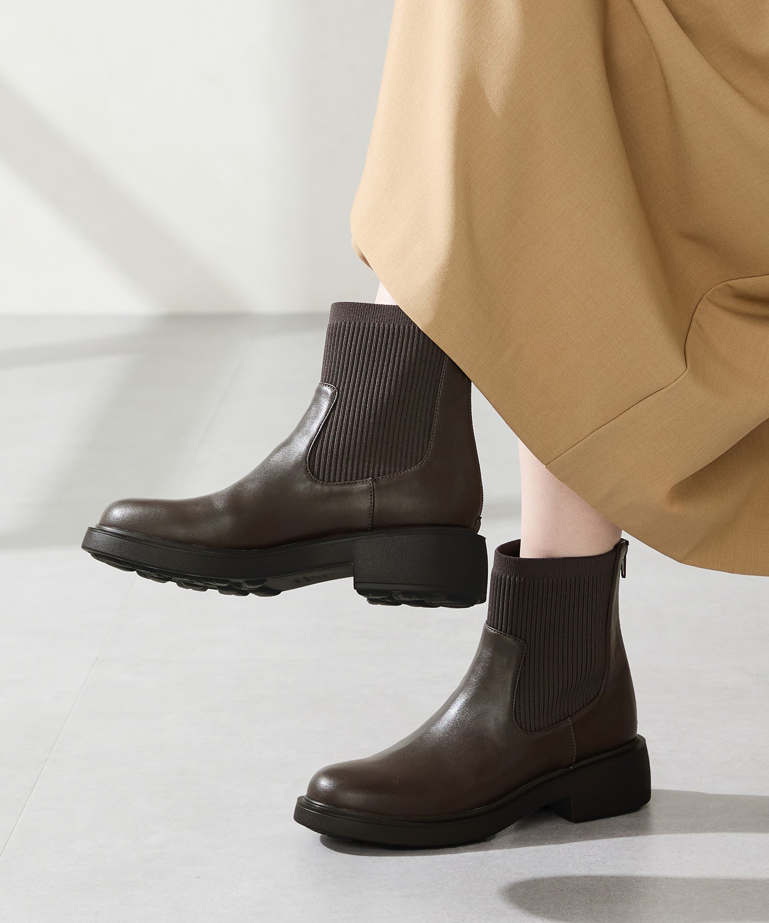 カタログ掲載アイテム】リブニットバックジップブーツ/52407