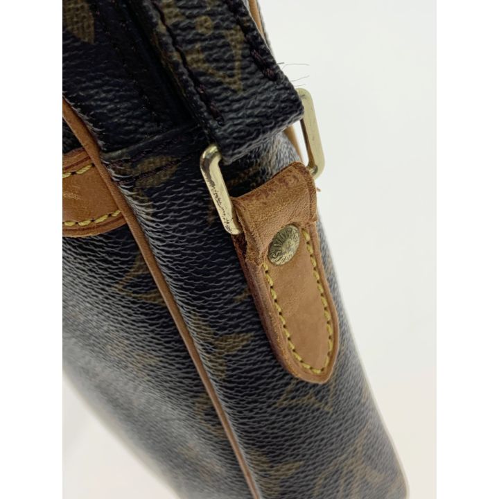 LOUIS VUITTON ルイヴィトン モノグラム ダヌーブ ショルダーバッグ