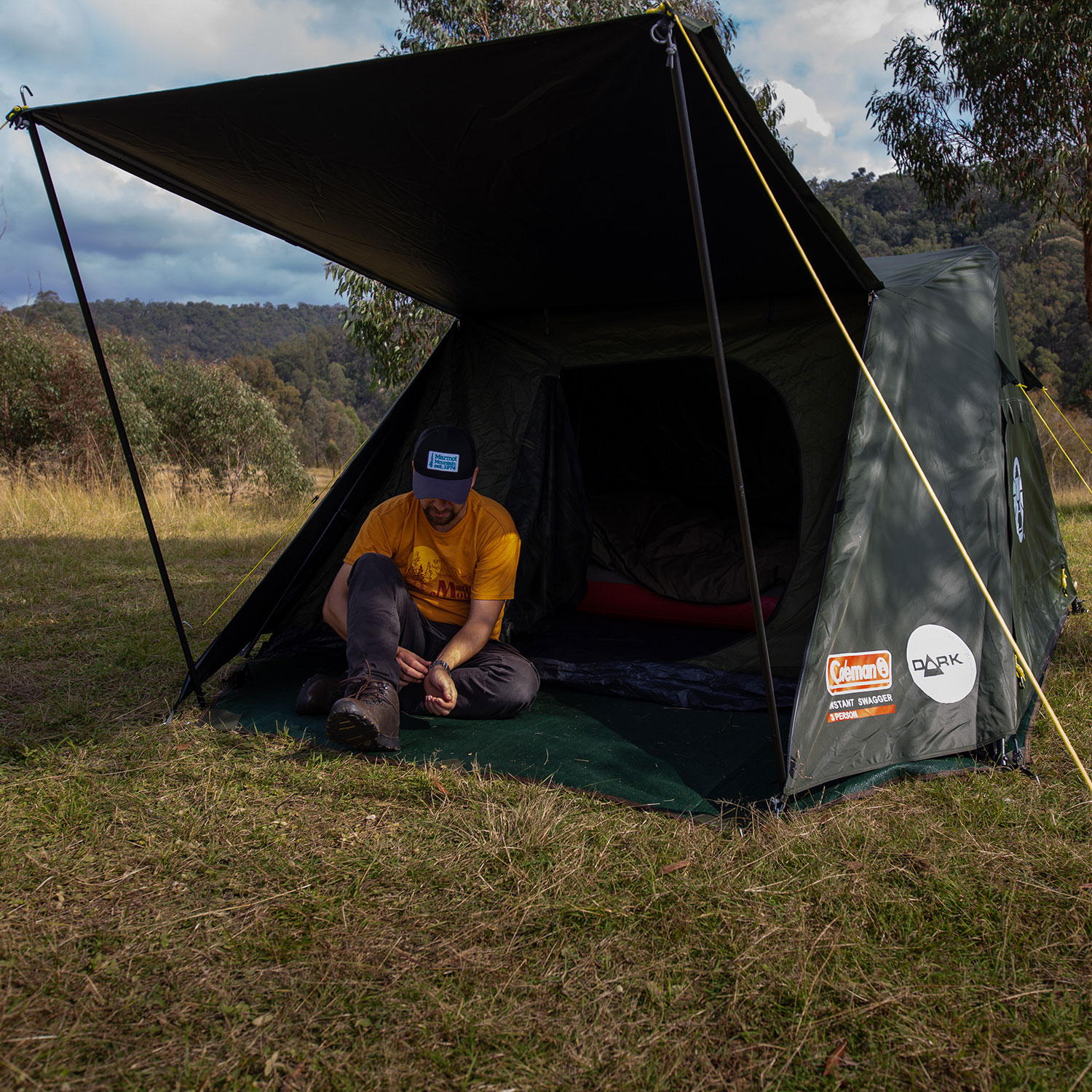 コールマン インスタントスワガー3P ダークルーム | アウトドア用品