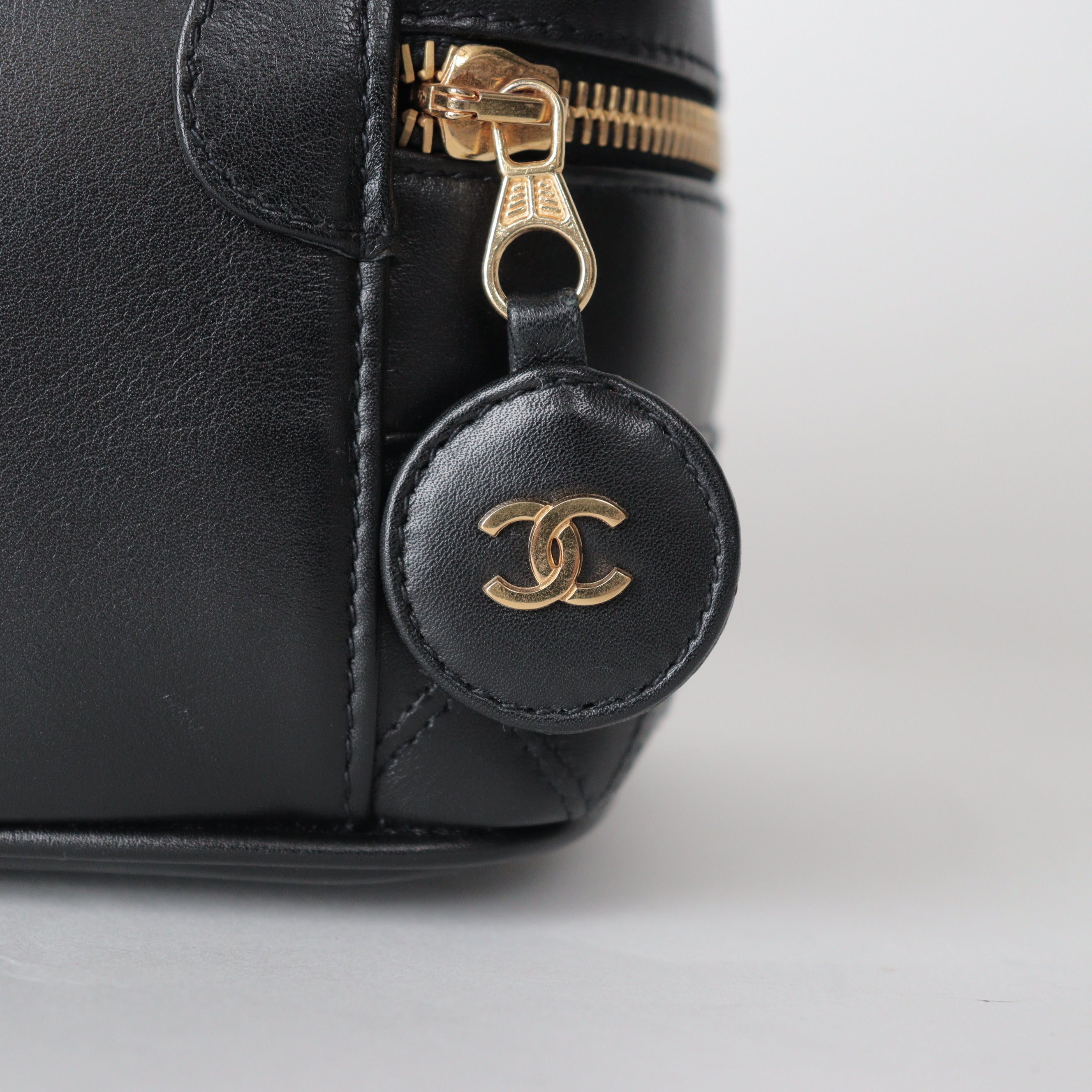 NEXT51｜CHER｜CHANEL バニティバッグ ビコローレ