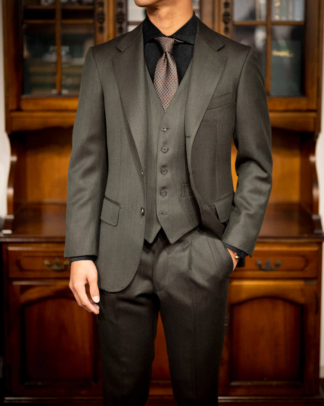 VITALE BARBERIS CANONICO (ヴィターレ・バルベリス・カノニコ) 2024