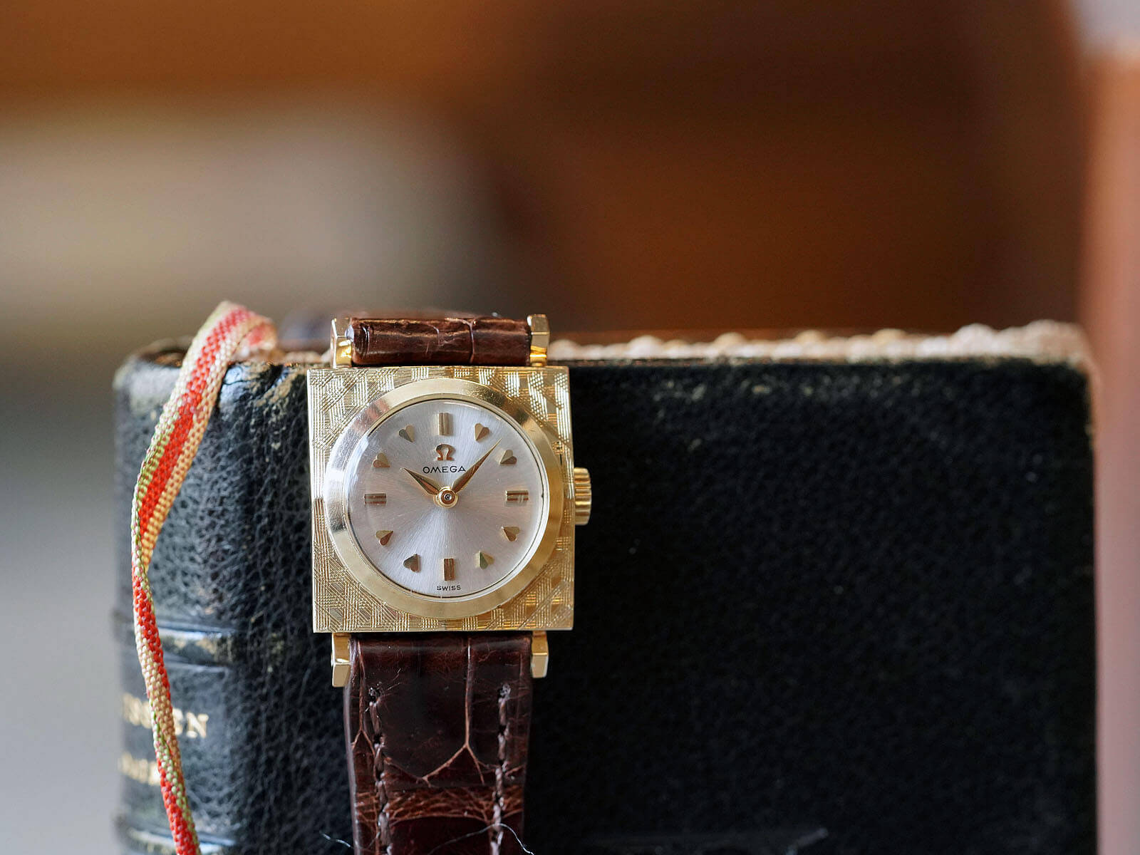 オメガ/スクエアケース/ハートインデックス/シルバーダイヤル/Omega