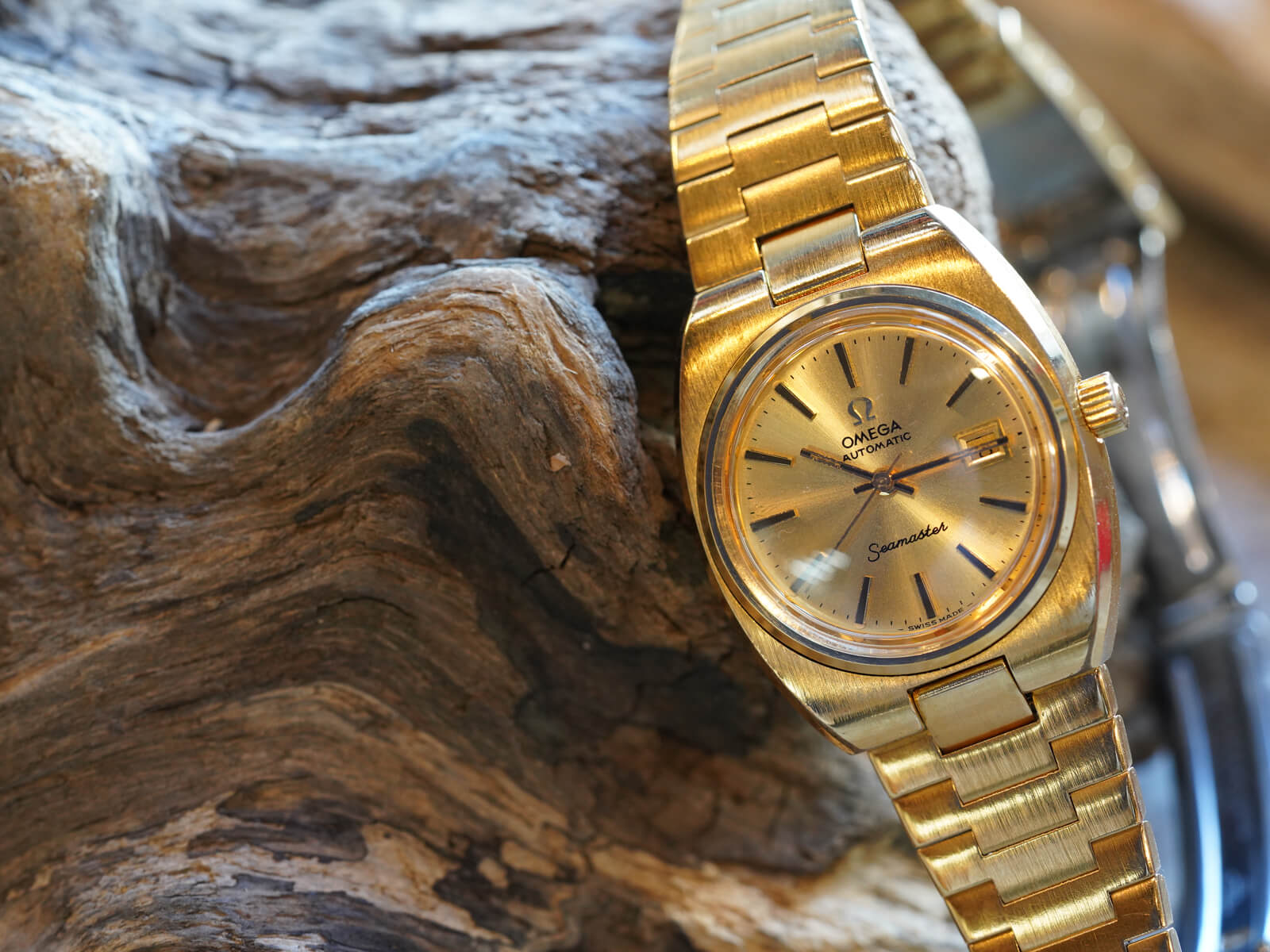 オメガ/シーマスターデイト/ゴールドダイヤル/キャップゴールド/自動