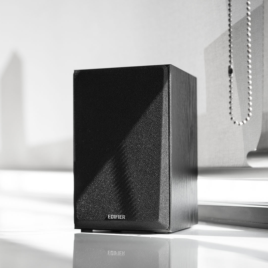 R980T Studio-Quality 2.0 Speaker – Edifier USA