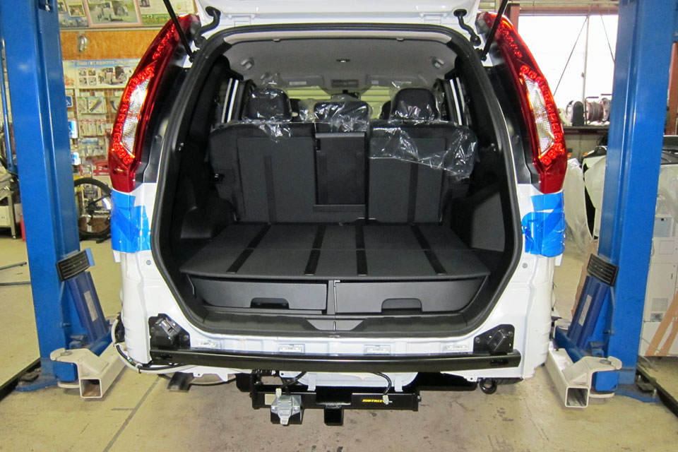 日産・エクストレイル（X-TRAIL）＋サントレックスヒッチメンバーが大