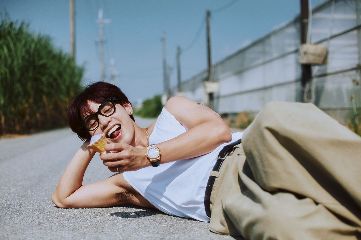 神谷健太 1st 写真集』12/23発売 テーマは「光と影」。纏う色気や内に