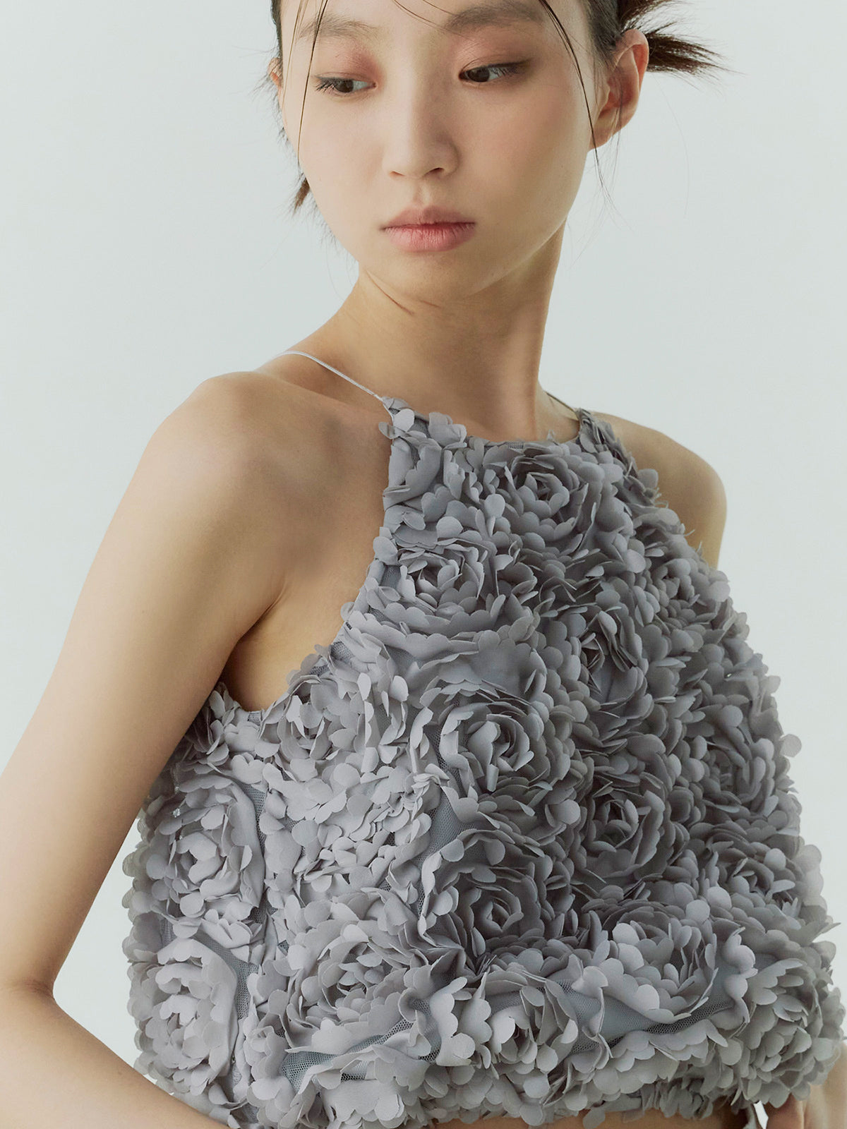 ボリュームフラワーモチーフアメスリトップス