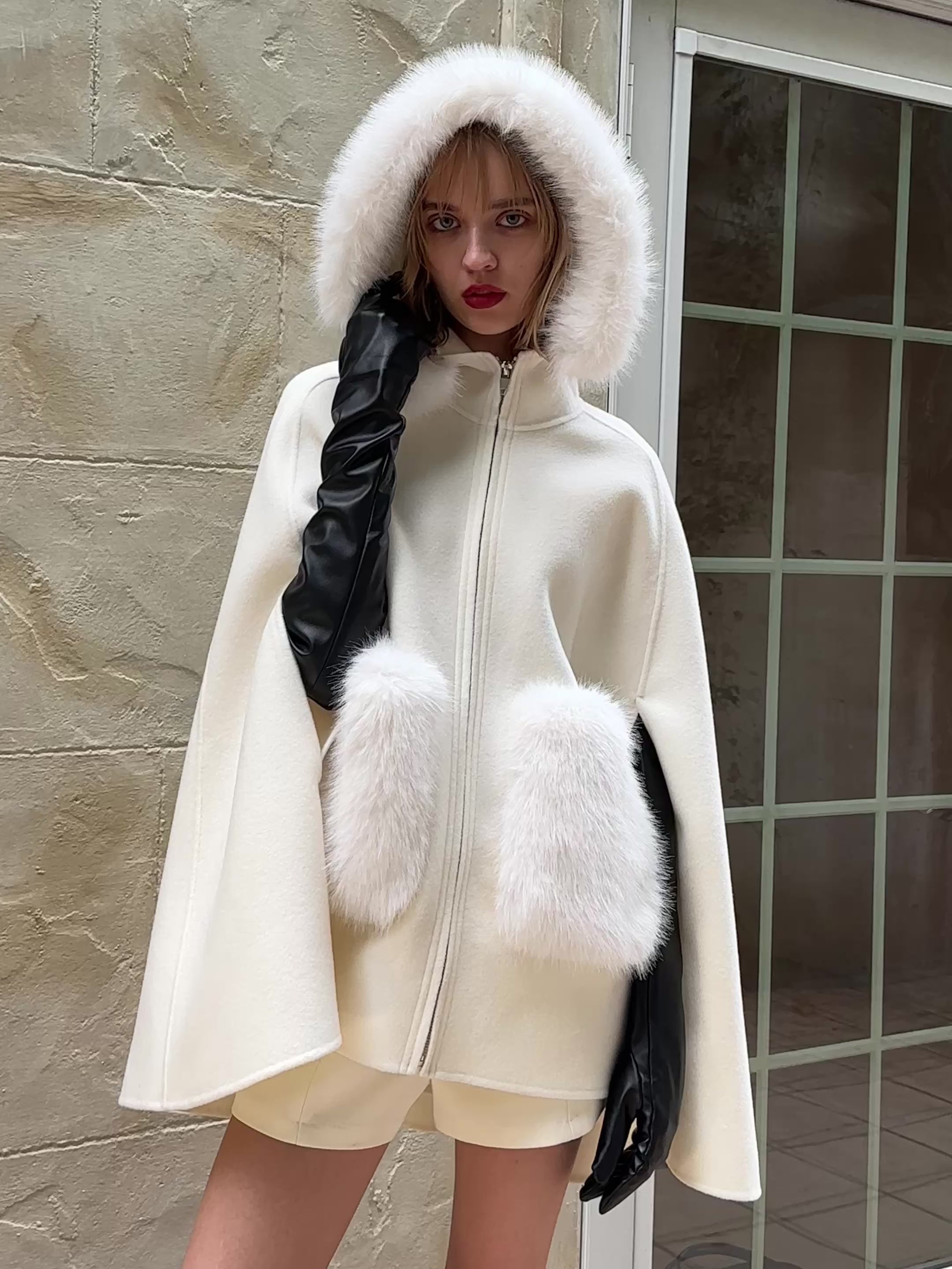 ファーポケットマントコート