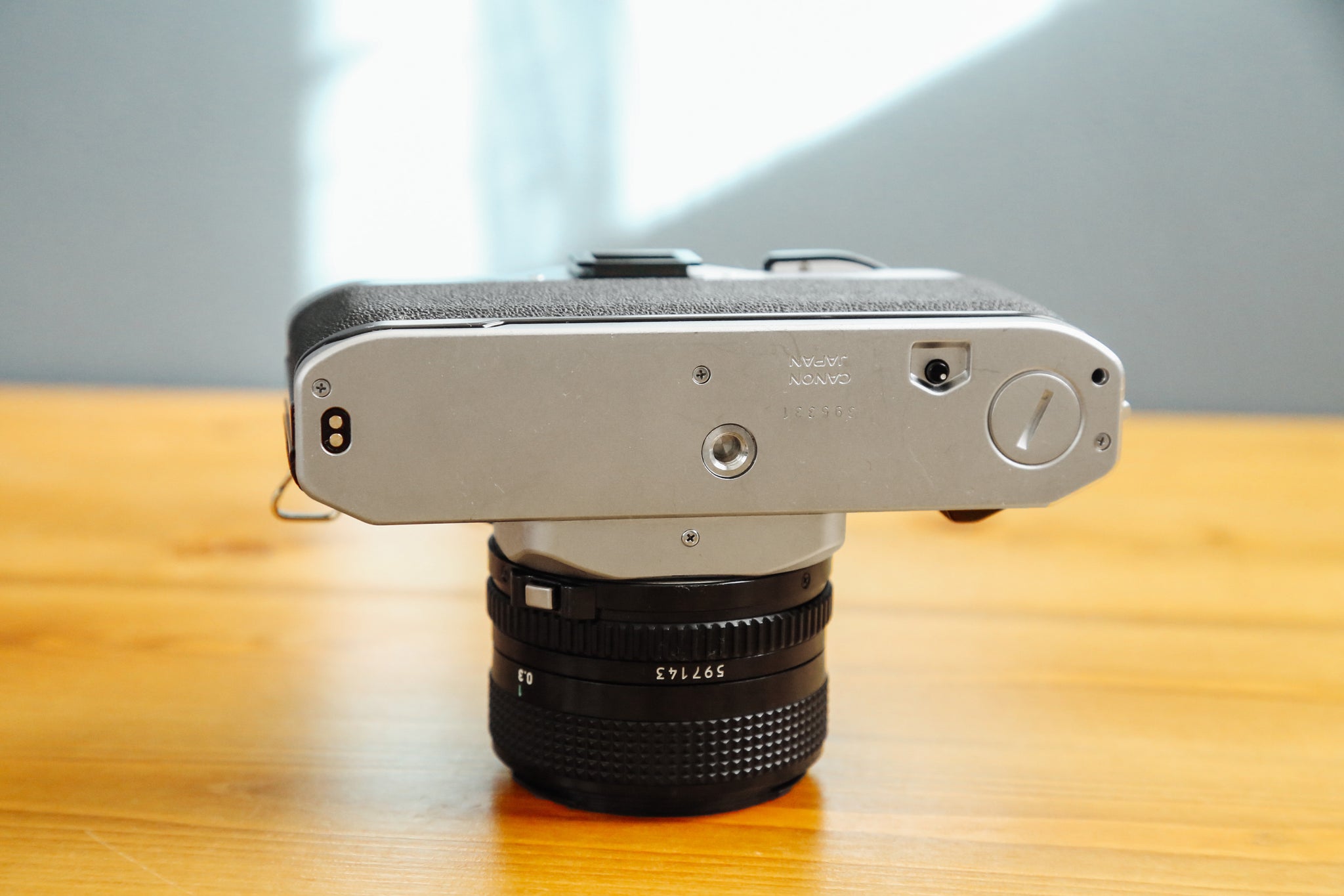 Canon AV-1【完動品】初めて・初心者の方におすすめ一眼レフフィルム