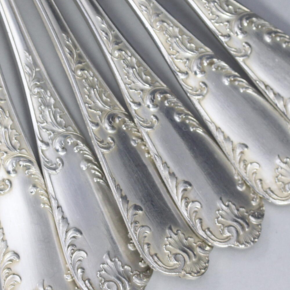 フランス製-デコラティヴなシルバースプーン2本セット - 英国