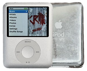 Apple iPod Nano 3rd Generation 4GB 8GB Silver A1236 MA978LL/A