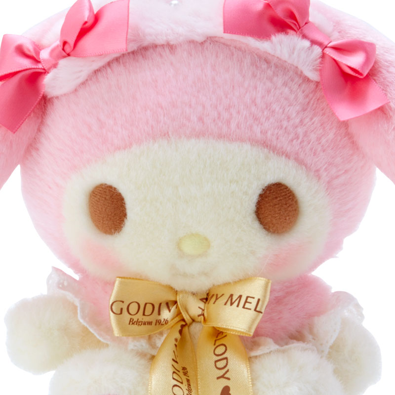 今年のキティとマイメロは愛らしい“ピンク”カラー！GODIVA(ゴディバ