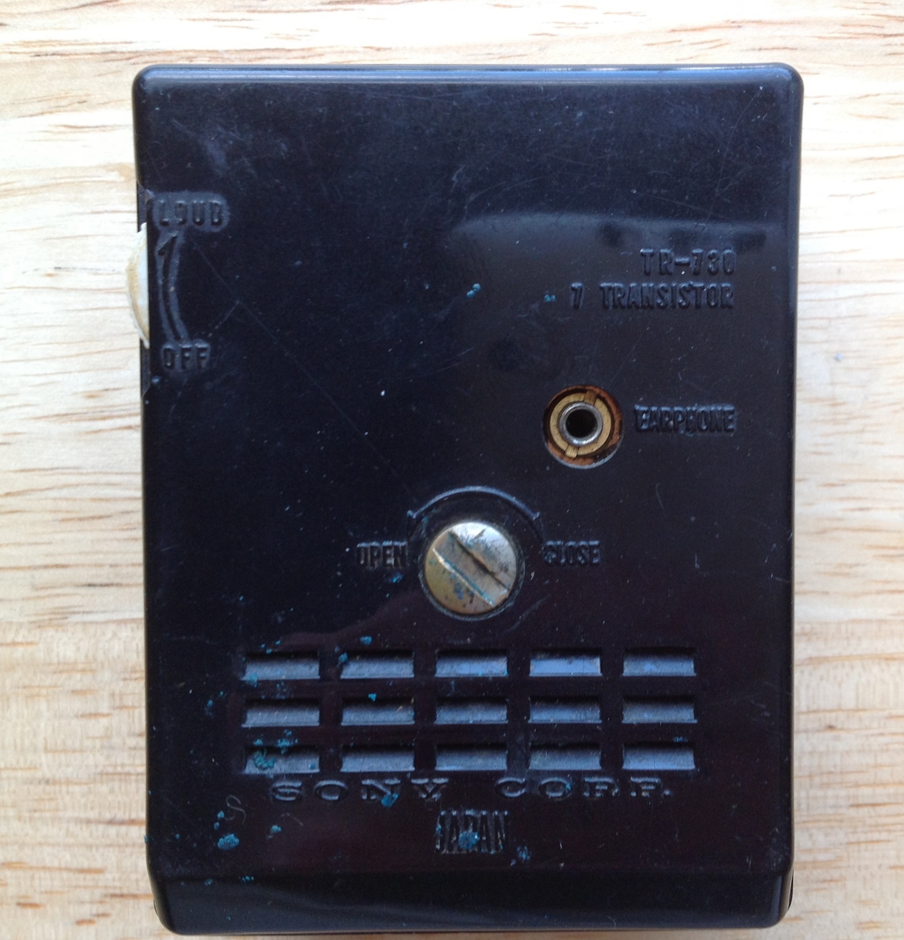 Sony TR-730 | Electric Thrift