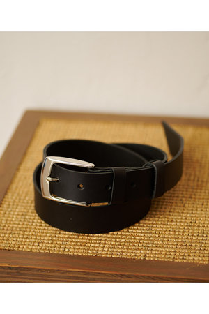 Whim Gazette(ウィム ガゼット)｜カーフレザーベルト/ブラック の通販