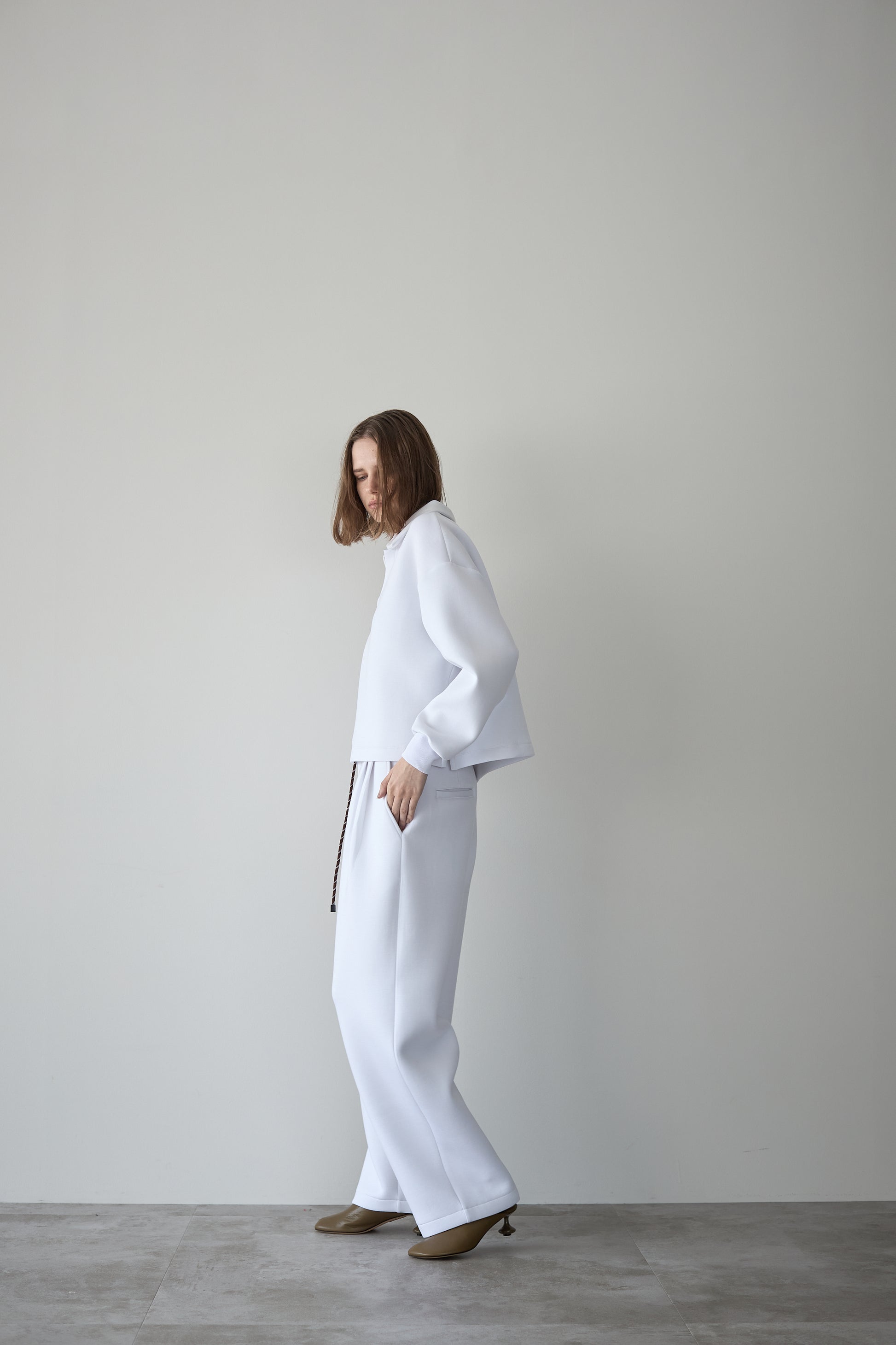 ビックカラースウェット【WHITE】 – ELLIE