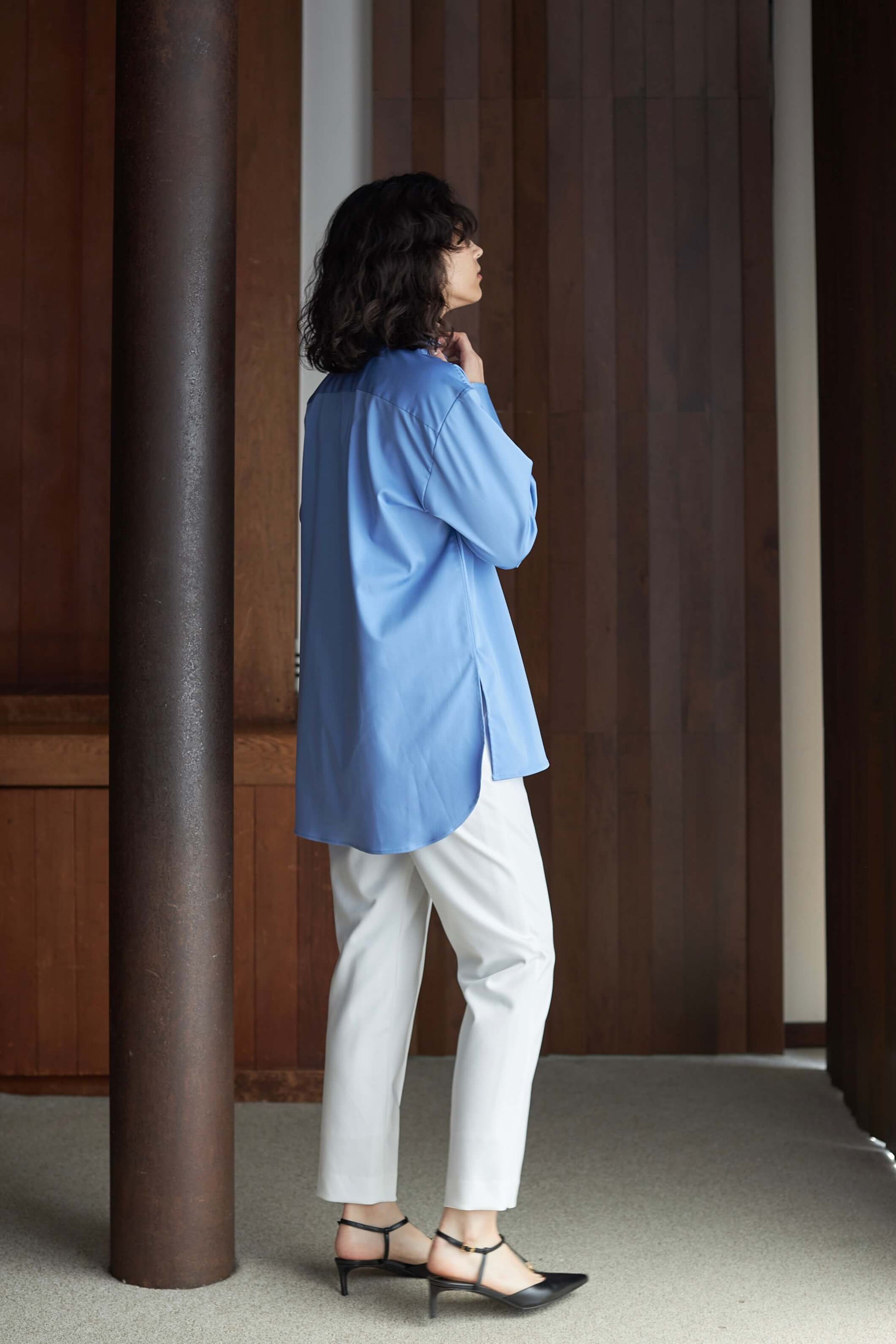 スタンドカラーブラウス【BLUE】 – ELLIE