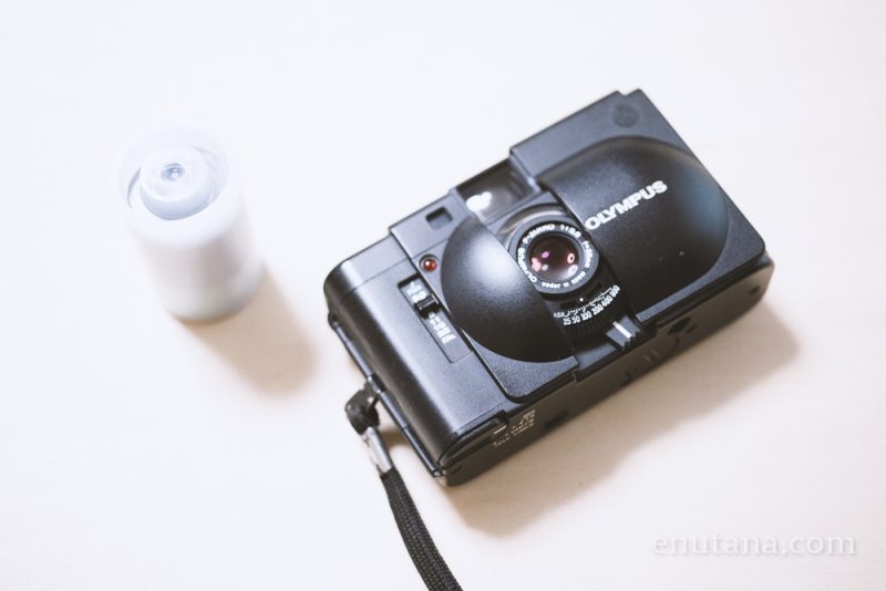 Olympus/オリンパスXA、コンパクトフィルムカメラの金字塔。驚異の35mm