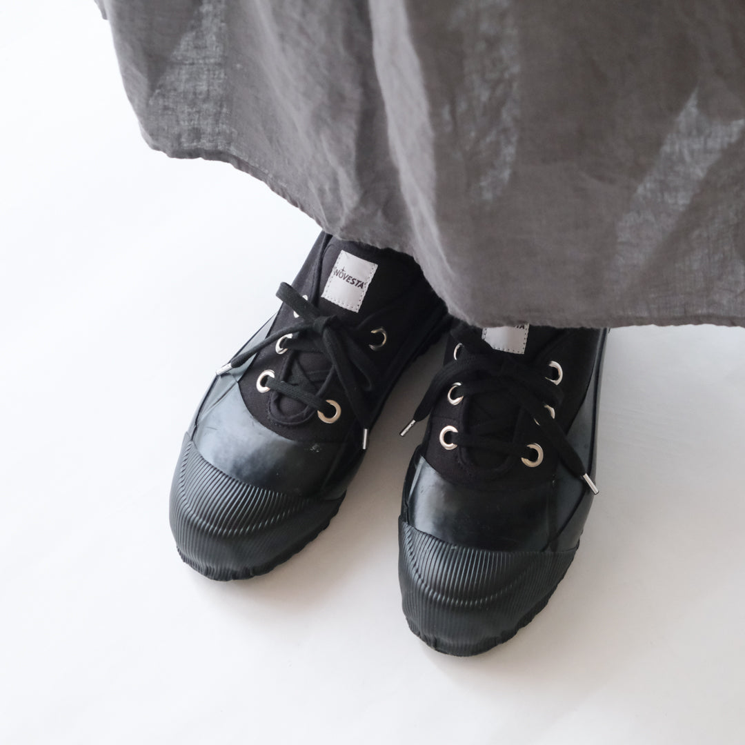 雨の日だって快適に。履き心地抜群のラバースニーカー – Envelope